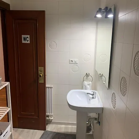 Aloka Bed & Breakfast Sopelana