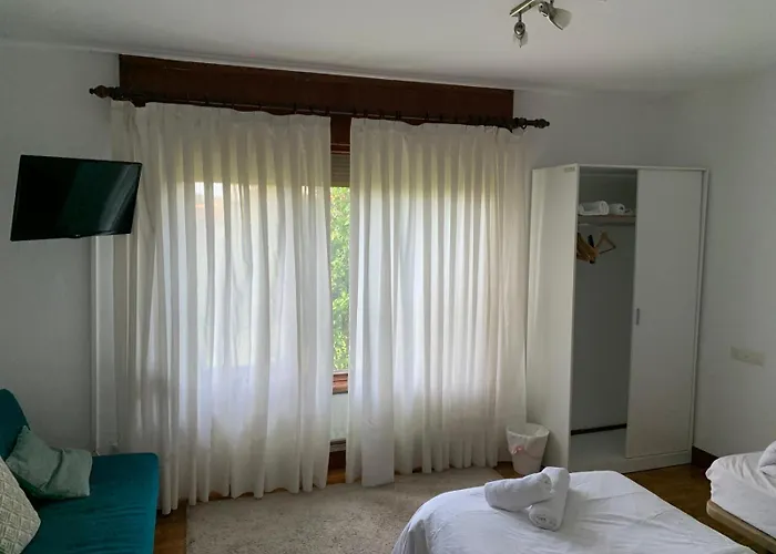 Bed & Breakfast Aloka Sopelana