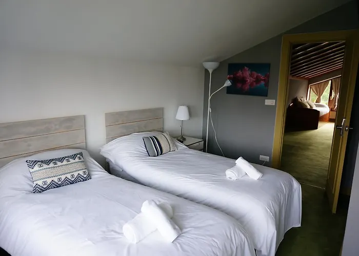 Aloka Bed & Breakfast Sopelana